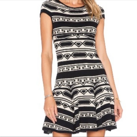 Alice + Olivia Darby Drop-Waist Geo-Knit, Aztec Pattern Sweater Knit Dress Black - Picture 4 of 9